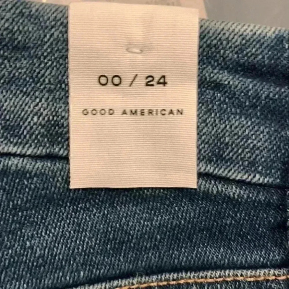 Good American - GOOD LEGS CIGARETTE - Picture 9 of 10